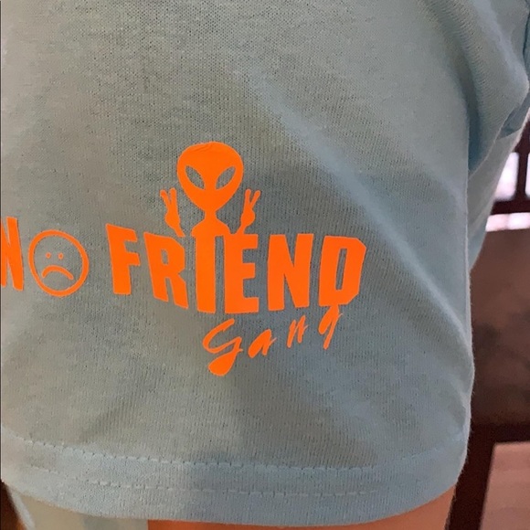 No Friend Gang Astronaut T shirts - Picture 4 of 4